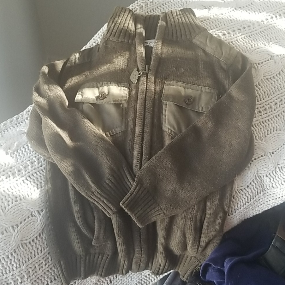 3T boys sweater